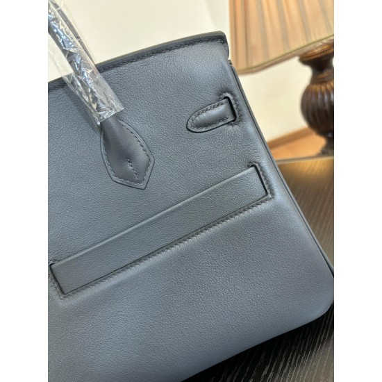 Platinum Colrmatic swift leather All-steel hardware First single color Bully slate gray Black horse in this year's color card In stock 2530 gold and silver buckle