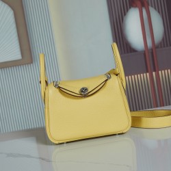 Batch 1700 spot LindyMini19 chick yellow silver buckle pair version handmade imported waxed thread sewing with the Italian original side oil Tc cowhide hand-beaten copper nail hand-engraved font market absolute absolute son batch 540