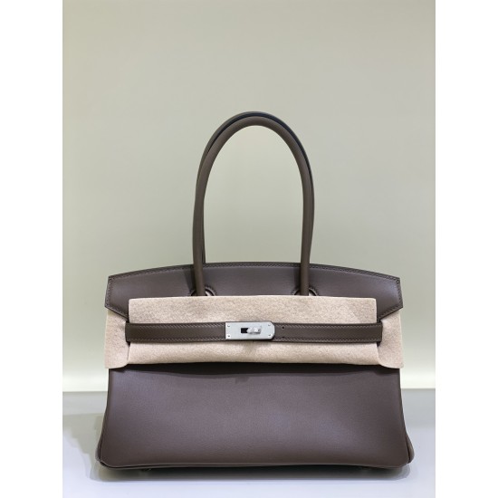 Lot 1111 New Mini Shoulder Birkin 29Cm Swift Plain Leather The overall body of the bag is lightweight, combining smart and soft, more suitable for daily use