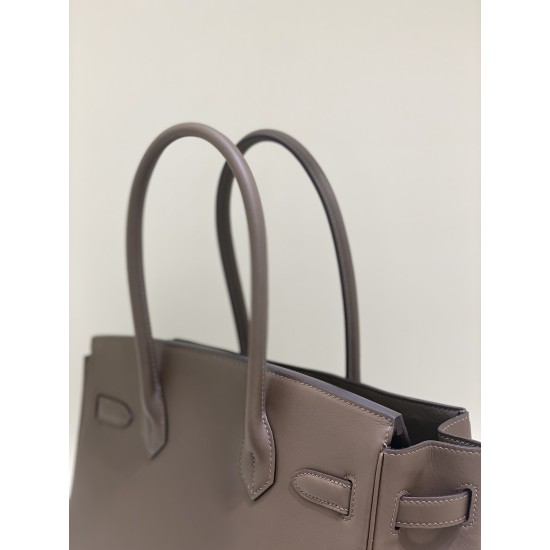 Lot 1111 New Mini Shoulder Birkin 29Cm Swift Plain Leather The overall body of the bag is lightweight, combining smart and soft, more suitable for daily use