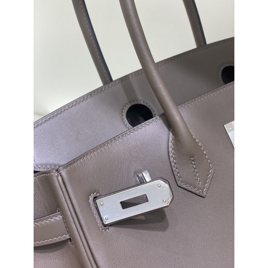 Lot 1111 New Mini Shoulder Birkin 29Cm Swift Plain Leather The overall body of the bag is lightweight, combining smart and soft, more suitable for daily use