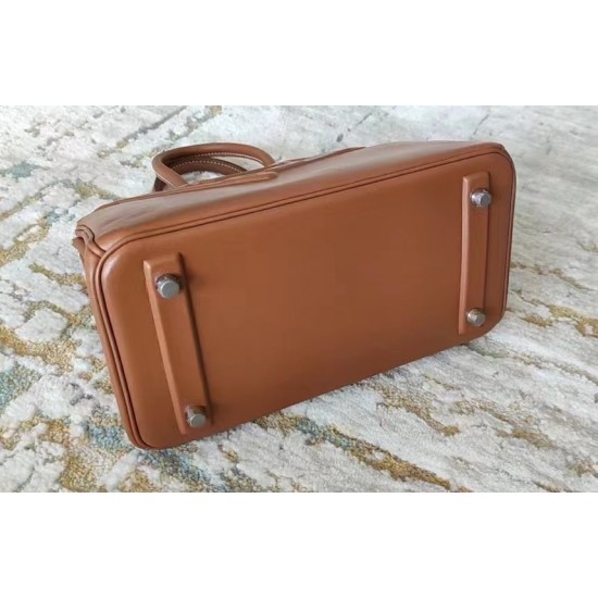 Hot models of the new recommended Hermes illusion of platinum out of the super mini version of 25cm in addition to the bottom of the nail solid hardware are embossed out of the effect is very special super limited edition is definitely not easy to hit the