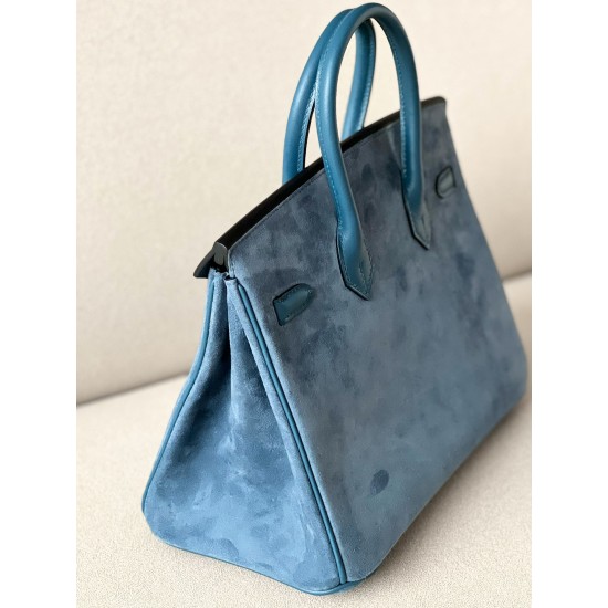Model BK25 Code BK250400 Material SW suede Color Z7 Ocean Blue Gold Buckle Size 252013cm Description SW suede is soft and wear-resistant, waterproof and easy to care for You can use it casually and conveniently It is both loaded and elegant Faithful to th