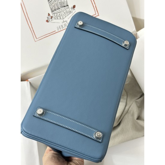 Lot 1111 shoulder birkin swift blue jean 75 denim blue color is very matching with the style of the modern urban beauties advanced feeling full of