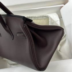 Lot 1111 24s new shoulder birkin swift ebony bag color is very with the style of the modern urban beauties advanced sense full of