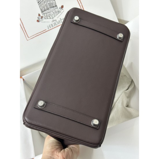 Lot 1111 24s new shoulder birkin swift ebony bag color is very with the style of the modern urban beauties advanced sense full of