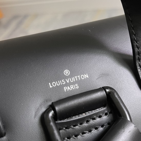 P500 exclusive customized real top original reinforced 163c01 top original black flower M45538TRIO shoulder bagTrio shoulder bag for Monogram canvas body with cowhide leather flap in the front pocket of the gold chain and other modern details in the embel