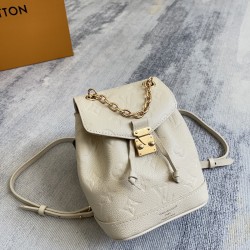 P500 EXCLUSIVE CUSTOMIZED ACTUAL TOP ORIGINAL REINFORCED CHIP EDITION M14549 FULL MINI SHOULDER BAG Nano No BACKPACK M13656 This season's Nano No backpack comes in a sophisticated two-tone color scheme for day or night. Leather is embellished with a light