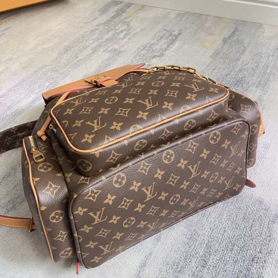 P500 exclusive customized real top original single enhanced version 163c01 top original single old flower M44658 BOSPHORE mountaineering duffel bag latest runway version Monogram mountaineering duffel bag name is Bosphore is a strait through Istanbul back