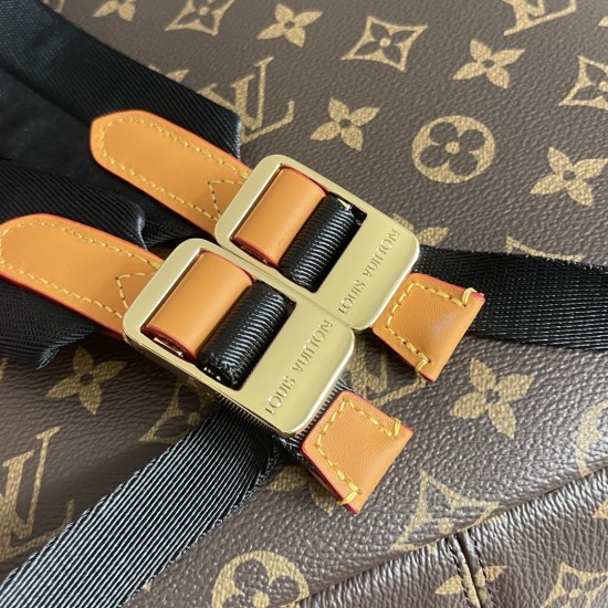 P370 Exclusive Customized Actual Top Original Reinforced Semi-Steel 163C01 Dynamic Chip Full Steel Hardware M 25979 This Discovery Cargo shoulder bag is made of Monogram canvas with distressed cowhide trim and a subdued fabric lining for a handsome upgrad