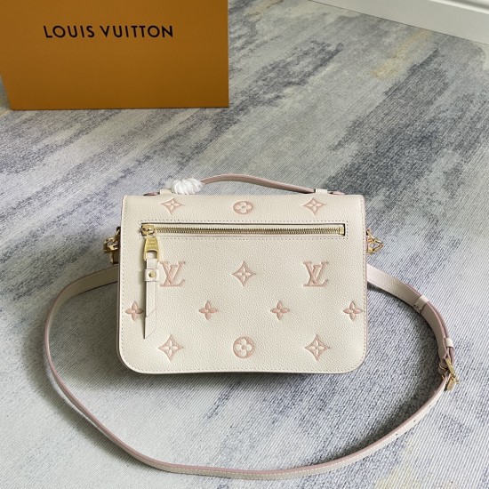 P520 Exclusive Customized Live Shot Dynamic 163c Chip Top Original Enhanced M14977 Cream Top Original Home Background Live Shot This Pochette Metis MM showcases House's updated Monogram Empreinte leather with a tonal silhouette that's a chic, everyday cho