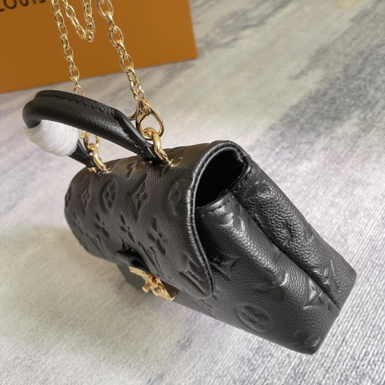 P360 Exclusive Customized Actual Top Original Reinforced Variable Chip M12145 White M12144 Black M12211 Blue Customized Cowhide Leather Steel Buckle This pocket-sized version of the Nano Madeleine bag is a rendition of the Madeleine bag in Monogram Emprei