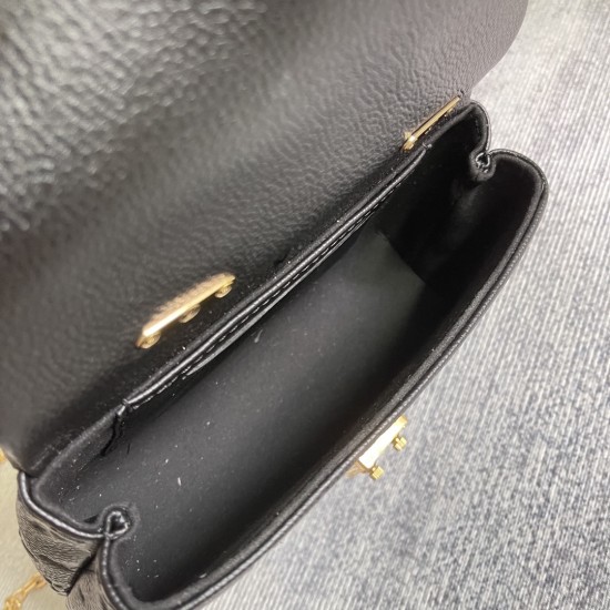 P360 Exclusive Customized Actual Top Original Reinforced Variable Chip M12145 White M12144 Black M12211 Blue Customized Cowhide Leather Steel Buckle This pocket-sized version of the Nano Madeleine bag is a rendition of the Madeleine bag in Monogram Emprei