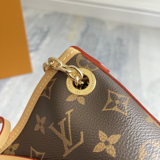 P270 EXCLUSIVE CUSTOMIZED FILMATURED DYNAMIC CHIP PREMIUM ORIGINAL ENHANCED EDITION The Nano No Handbag is a distillation of the classic 1932 No Handbag configuration, with its Monogram canvas and cowhide leather trims, combining traditional design and co