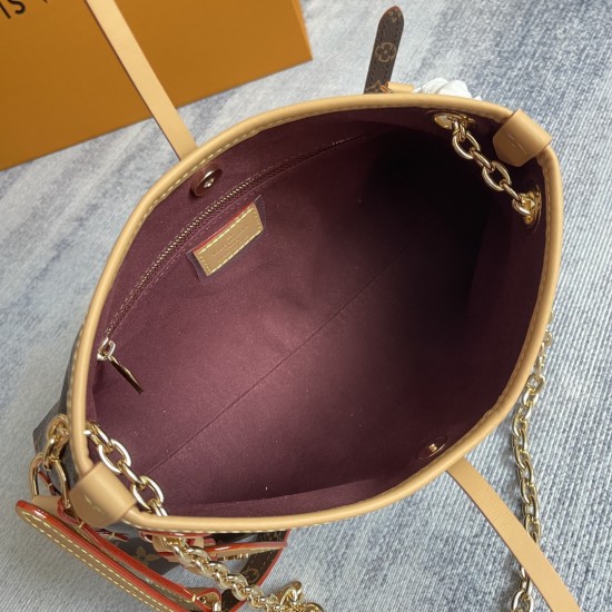 P270 EXCLUSIVE CUSTOMIZED FILMATURED DYNAMIC CHIP PREMIUM ORIGINAL ENHANCED EDITION The Nano No Handbag is a distillation of the classic 1932 No Handbag configuration, with its Monogram canvas and cowhide leather trims, combining traditional design and co