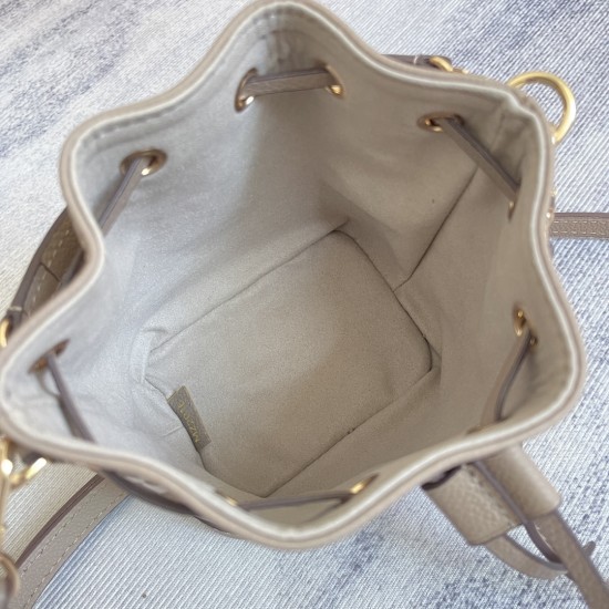 p300 EXCLUSIVE CUSTOMIZED ACTUAL TOP ORIGINAL ENHANCED CHIP M46291 ALMOND BLACK This Nano No handbag is a pocket-sized version of the classic No handbag in Monogram Empreinte embossed leather with a Monogram motif and trendy drawstring closure to organize