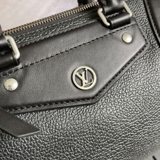 Small P640 Exclusive customized real photos top original single strengthened version of the variable size chip M25557 light brown 38cm M25561 silver gray 30cm M25561 burgundy 30cm M25566 pink 23cm black M14623 mini M14514 small M14700 medium dark grey M14