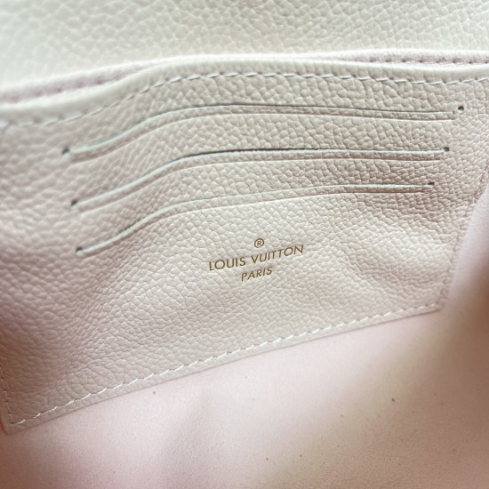 P360 EXCLUSIVE CUSTOMIZED ACTUAL TOP ORIGINAL ENHANCED VARIANT CHIP M12145 WHITE M12144 BLACK M12211 BLUE M13796 PINK CUSTOMIZED STEEL CLOSURE ON HEAD LAYER COWHIDE LeatherThis pocket-sized rendition of the Nano Madeleine bag in Monogram Empreinte leather