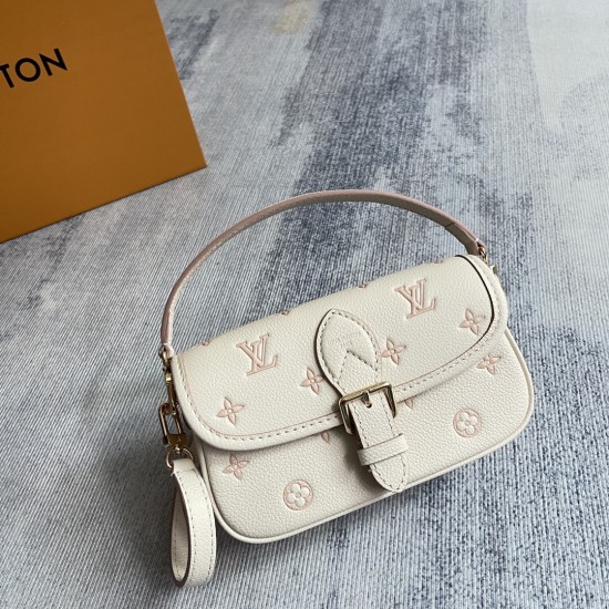 P370 EXCLUSIVE CUSTOMIZED REALISTIC DYNAMIC 163c CHIP TOP ORIGINAL ENHANCED M13642 TOP ORIGINAL DYNAMIC 163 This Nano Diane bag reinterprets the classic Monogram motif in a homogenous aesthetic and incorporates a dazzling metal piece in the leather body w