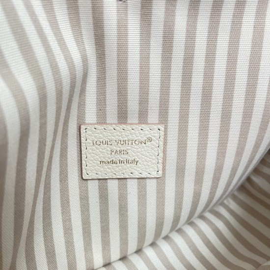 P370 EXCLUSIVE CUSTOMIZED REALISTIC DYNAMIC 163c CHIP TOP ORIGINAL ENHANCED M13642 TOP ORIGINAL DYNAMIC 163 This Nano Diane bag reinterprets the classic Monogram motif in a homogenous aesthetic and incorporates a dazzling metal piece in the leather body w