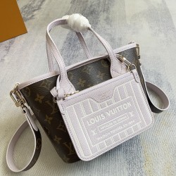 P450 EXCLUSIVE CUSTOMIZED ACTUAL TOP ORIGINAL REINFORCED VARIANT CHIP M25656 PURPLE NEVERFULL BANDOULIRE INSIDE OUT BB HANDBAG This season's take on a classic design is a reversible version of the iconic Monogram canvas and grained leather, split between 