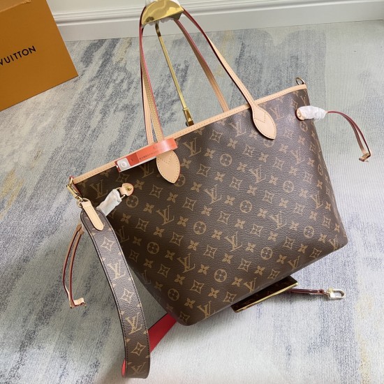 P400 Exclusive Customized Real Photo Dynamic Chip Top Original Reinforced M12257 Rose M11947 Yellow M12096 Large Red One of Louis Vuitton's classic designs, the Neverfull Bandoulire Inside Out Medium Handbag is now available in Monogram Canvas and Striped