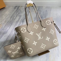 P550 Exclusive Customized Actual Top Original Enhanced M14319 Cream Apricot M13758 Taro Gray M47143 Blue M46482 Haze Blue M46599 Date Red M45685 Black M45684 Beige M45686 Gray M46516 Vanilla M46514 Blue Gradient M46329 Nude Pink M45686 Apricot Print M4613