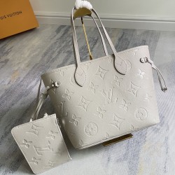 P550 Exclusive Customized Actual Top Original Enhanced M14319 Cream Apricot M13758 Taro Gray M47143 Blue M46482 Haze Blue M46599 Date Red M45685 Black M45684 Beige M45686 Gray M46516 Vanilla M46514 Blue Gradient M46329 Nude Pink M45686 Apricot Print M4613