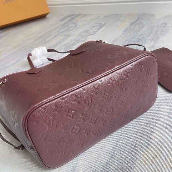 P550 Exclusive Customized Actual Top Original Enhanced M14319 Cream Apricot M13758 Taro Gray M47143 Blue M46482 Haze Blue M46599 Date Red M45685 Black M45684 Beige M45686 Gray M46516 Vanilla M46514 Blue Gradient M46329 Nude Pink M45686 Apricot Print M4613