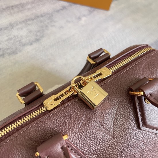 P500 Exclusive Customized Actual Top Original Dynamic 163c01 Chip M25929 Wine Red Top Original Individual Background Actual This Speedy Bandoulire 20 handbag is designed to be smart and stylish, so you can carry your daily needs with you in smooth Monogra