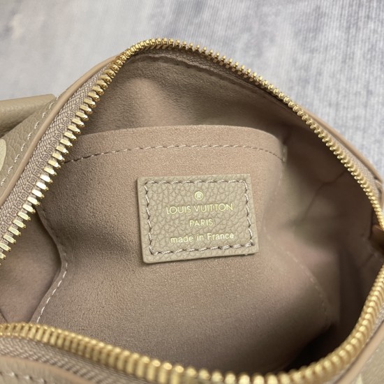 P440 Exclusive Customized Real Photo Dynamic Size Change Chip Premium Original Reinforced First Layer Leather M47048 Silkscreen Blue M46484 Haze Blue M46575 Gray M46397 Milk White M58953 Black M58958 Pearlescent Blue Crafted from two-tone Monogram Emprein