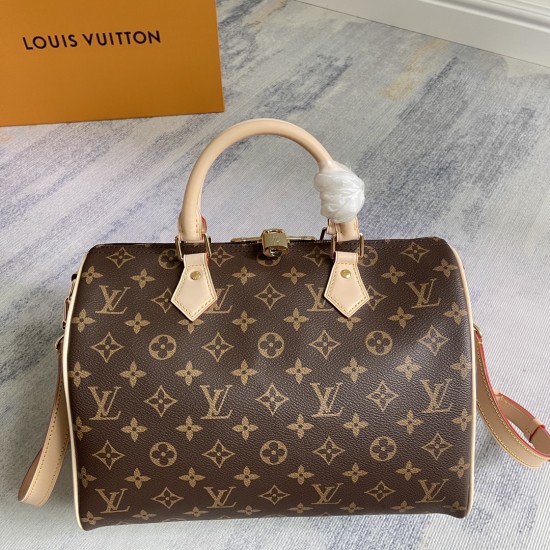 P300 Exclusive customized real photo Top original Dynamic 163c01 chip M46980 vintage 30 New hardware Top original M41112 vintage 30 Exclusive background real photo The Speedy line of handbags was originally designed for travelers in the 1930's and takes i