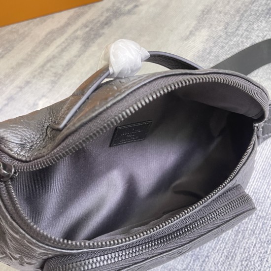 P370 Exclusive customized real photo dynamic size change chip top original reinforced version M47058 head cowhide black embossed chest bag Rush waistcoat bag from soft Monogram Shadow cowhide leather successively embossed and printed to depict the Monogra