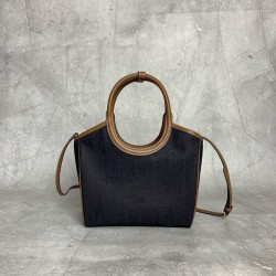 P600M288 new online M family IVY basket handbags simple lines urban style and fine cowhide leather is the key to this new IVY handbags using sophisticated design embellished with letters logo highlights the classic style of this handbag is the most specia