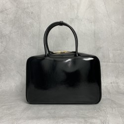 P8505BB117M family new briefcase heavy handmade with new oil wax patent leather material unique ice crackle texture leather surface bold and innovative design perfectly interprets the Miu eclectic style dashing casual and tolerant attitude towards life th