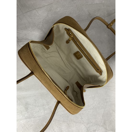 p8005BB117 Cinnamon Brown MiuMiu new corduroy briefcase fashion and classic fusion of sophisticated casual lazy corduroy fabric with calfskin leather texture is soft and durable than the all-leather model is lighter and more versatile color both appearanc