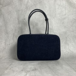 p8005BB117 corduroy blue MiuMiu new corduroy briefcase fashion and classic fusion of sophisticated casual lazy corduroy fabric with calfskin leather texture is soft and durable than the all-leather model is lighter and more versatile color both appearance