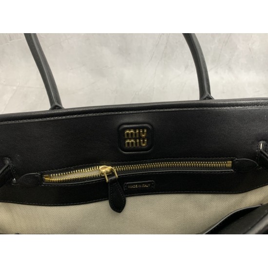 p9805BG291 black handbag this Aventure I want to praise the explosion it is absolutely briefcase in the value of the ceiling this is how difficult to buy needless to say the absolute king of out of stock cool lazy sense of fashionable and fashionable ther