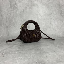 p6105BP078 heather MiuMiu new mini MiuWander handbags imported lambskin classic brand iconic Matelasse texture embroidery vintage frosted hardware using the curve of the round lone retained the playful sense of the bag type of the overall stiff and shaped