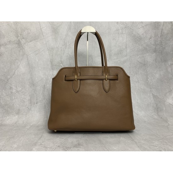 p9805BG291 caramel handbag this Aventure I want to praise it is definitely the value of the briefcase in the ceiling how difficult to buy this needless to say the absolute king of out of stock cool lazy sense of fashionable and fashionable there is a drop