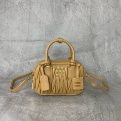 p8805BB123 sand yellow M new too pretty bowling handbags imported lambskin classic brand iconic Matelasse texture embroidery vintage frosted hardware retains the proper sense of playfulness bag type overall stiff and shaped full of personality can be swee