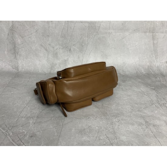 P8805BC146 brown M this year's most special style biker bag using top imported lambskin leather soft cotton satin lining multi-pocket design blurring the boundaries of functionality and decorative personality distinctive can manage a variety of styles can