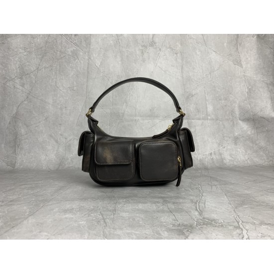 P8805BC146 retro M this year's most special style biker bag using top imported lambskin leather soft cotton satin lining multi-pocket design blurring the boundaries of functionality and decorative personality distinctive can manage a variety of styles can