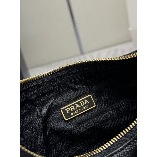 F540 with counter counter version of the full set of packaging exclusive customization of the new upgraded version of the Hobo1BC204 cross pattern Shoulder strap removable this versatile handbags with clean lines and classic detail design with removable c