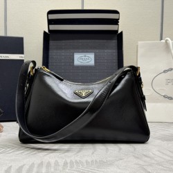 1bc229 Crumpled patent leather