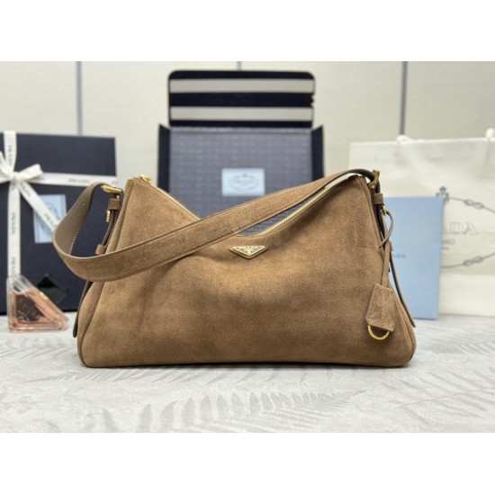 F670 new underarm bag Aimee suede suede 1BC228 large frosted leather arrived new shoulder bag design inspired by the exploration of Hobo silhouette soft lines quite modern sense of leather soft super versatile back a lot of euphonious leather silhouette c