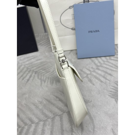 F530 with counter to the version of the full set of packaging exclusive customization P home counter the latest models of women's underarm bag 1BD311 arrived to use imported leather open edge beads calfskin material private white Niko hardware is not the 