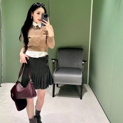 1BC229 Bordeaux Red Top View