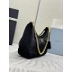 F460 with counter to the version of the full set of packaging exclusive custom velvet Hobo1BC204 hand carry armpit bag crossbody bag this velvet Hobo hand carry armpit bag crossbody bag is very strong function of a bag of three is too perfect using import