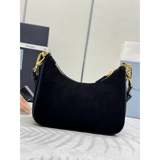 F460 with counter to the version of the full set of packaging exclusive custom velvet Hobo1BC204 hand carry armpit bag crossbody bag this velvet Hobo hand carry armpit bag crossbody bag is very strong function of a bag of three is too perfect using import